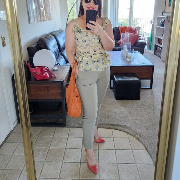 Vintage Cacharel cinched waist/empire waist fitted bows silk blouse/shirt Sz S - Picture 2 of 9